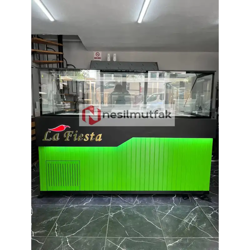 Salatabar Dolabı Yeşil Konsept Model