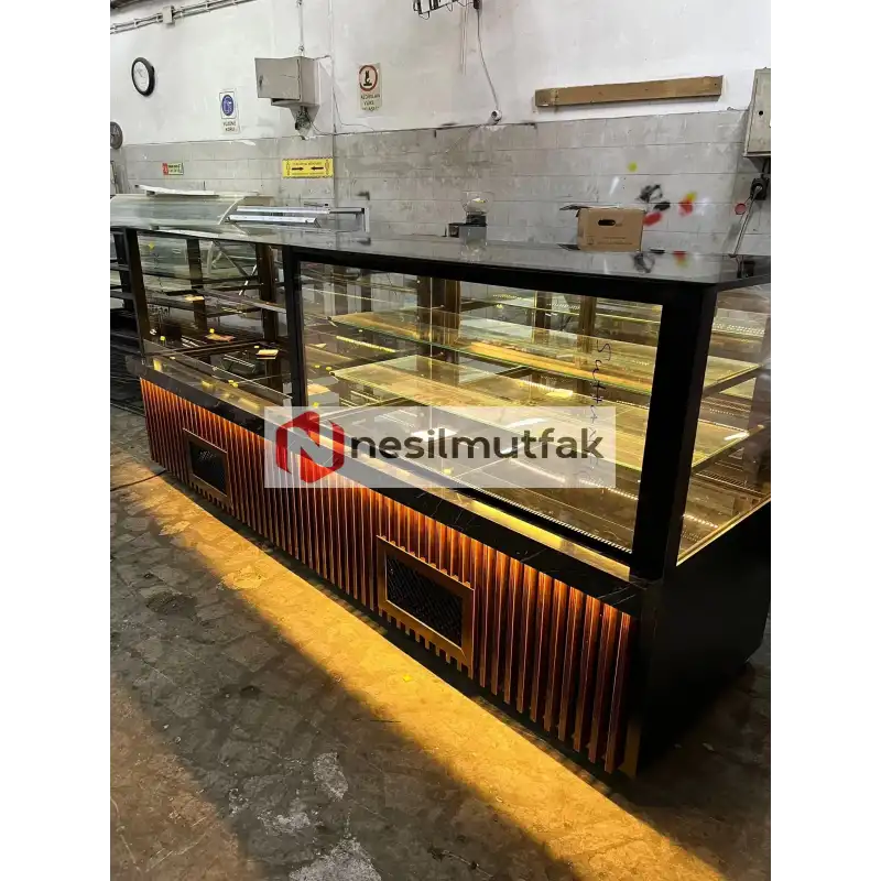 Starbucks Modeli Meşrubat Pasta Dolabı