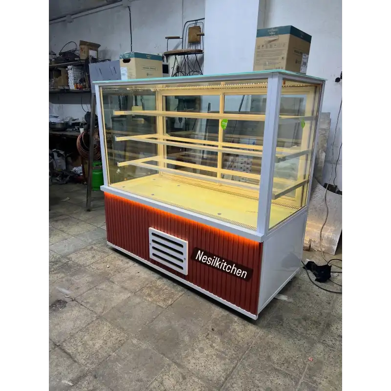 Pasta Tatlı Dolabı Kırmızı Model