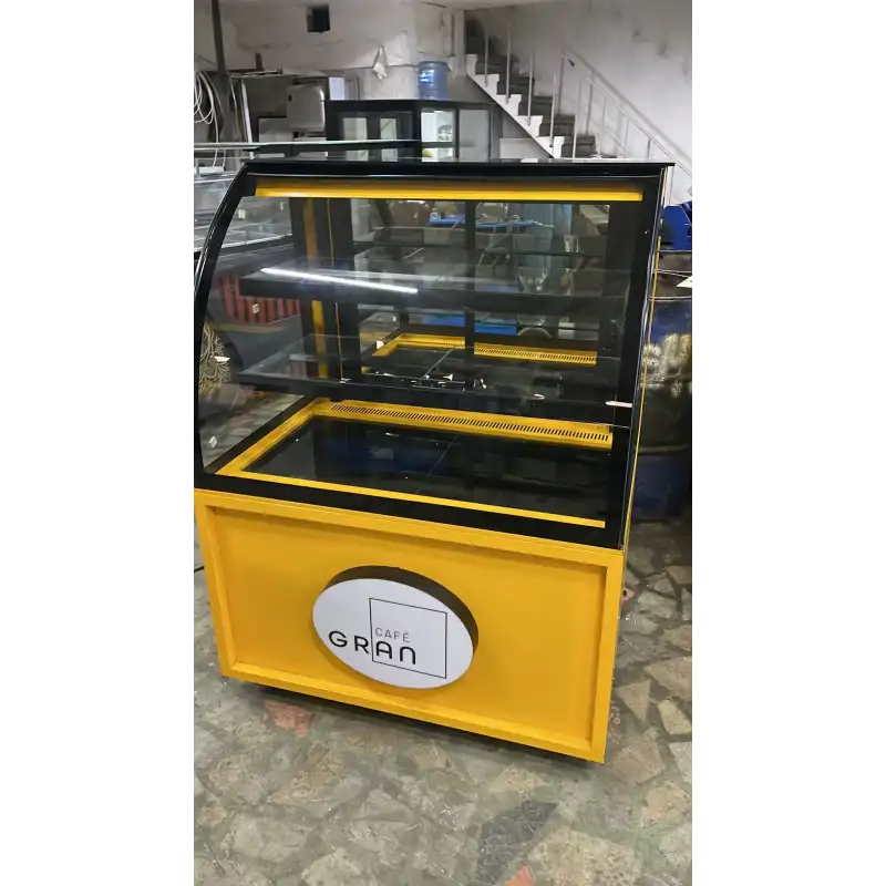 Bombe Camlı Pasta Teşhir Dolabı