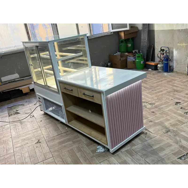 PASTA DOLABI VE BANKO