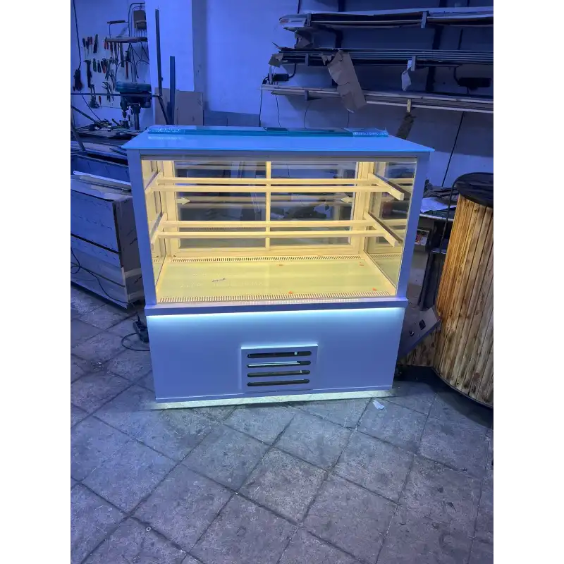 Pasta Tatlı Dolabı