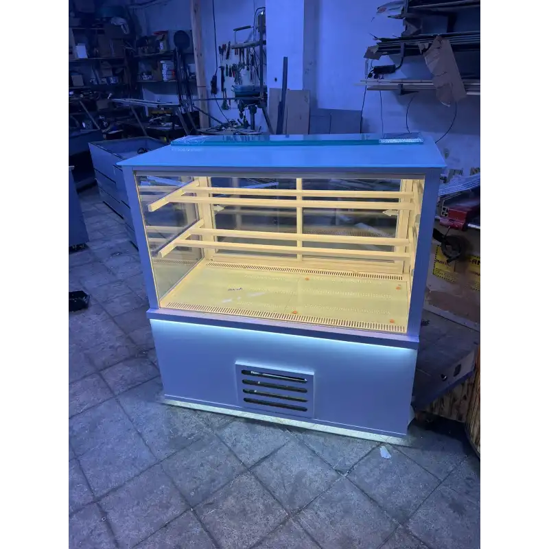 Pasta Tatlı Dolabı