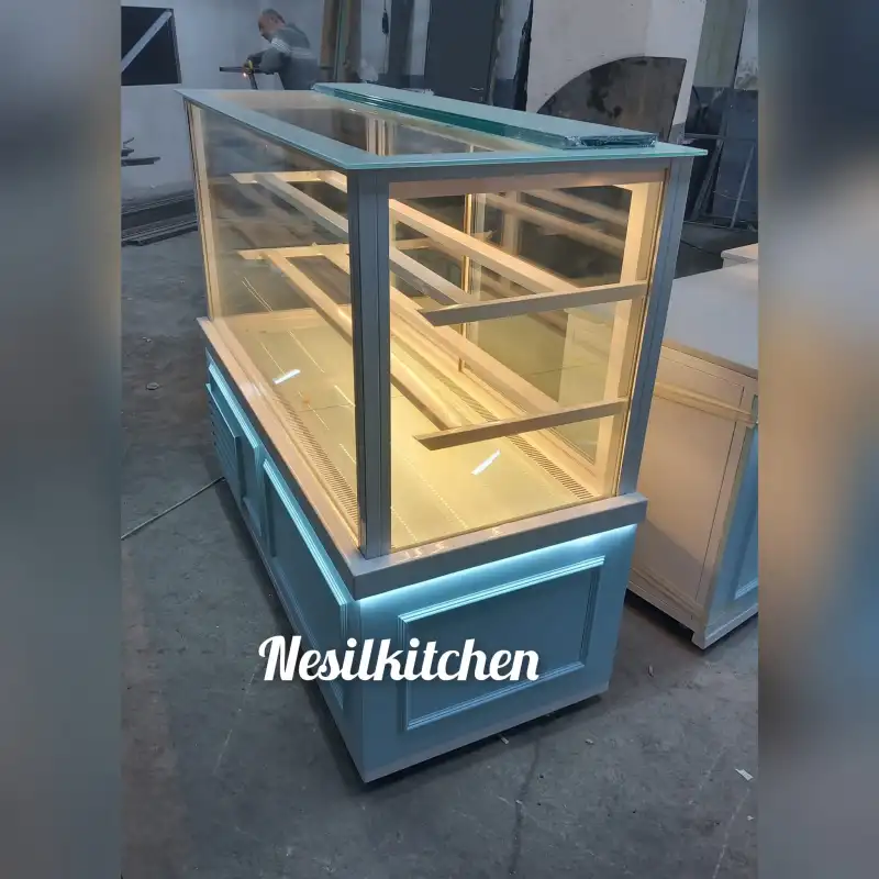 Pasta Tatlı Dolabı