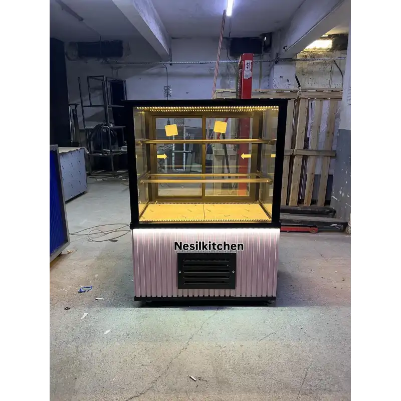 Pasta Tatlı Dolabı