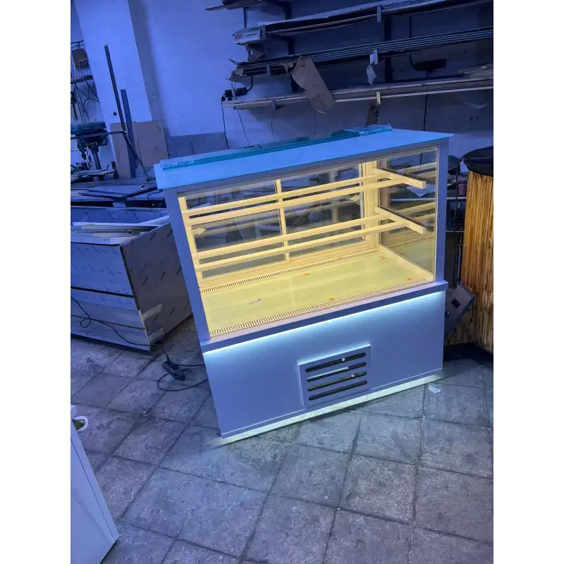 Pasta Tatlı Dolabı