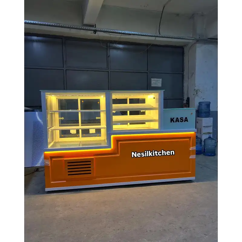 Kasalı Kuru Pasta Tatlı Dolabı