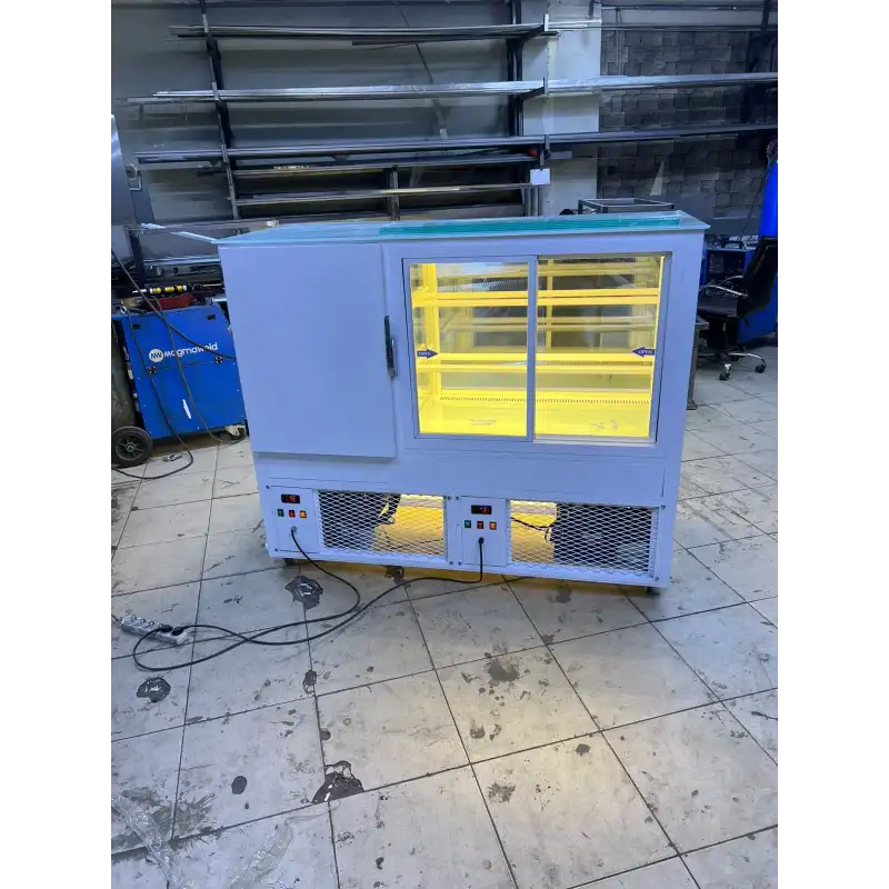 Pasta Tatlı Dolabı Meşrubat dolabı