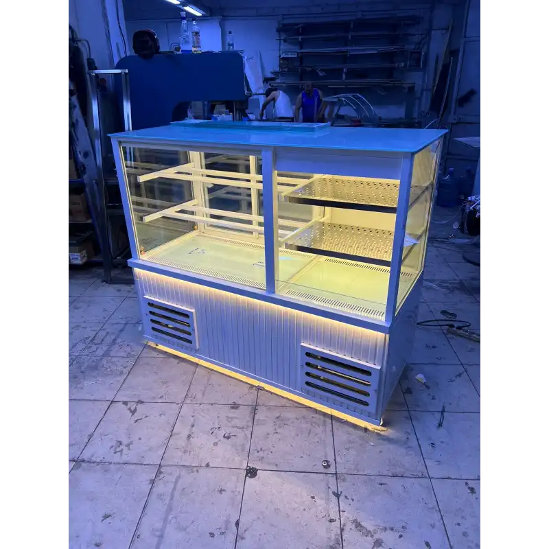 Pasta Tatlı Dolabı Meşrubat dolabı