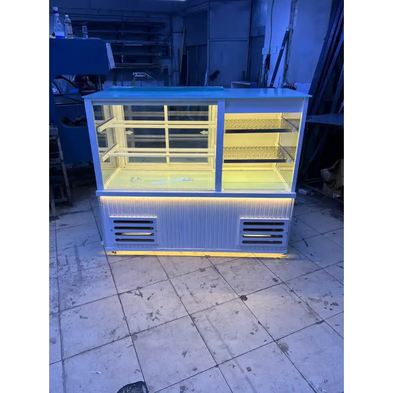 Pasta Tatlı Dolabı Meşrubat dolabı