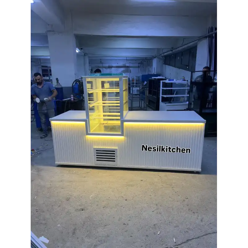 Pasta Tatlı Dolabı Bankolu