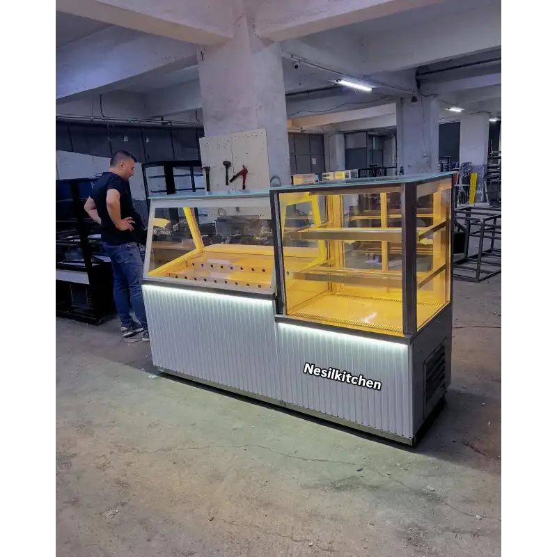 Waffle ve Pasta Tatlı Dolabı