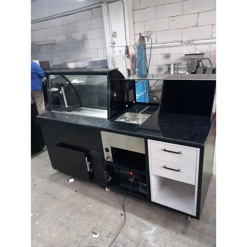 Waffle Dolabı ve Çikolata Tezgahı