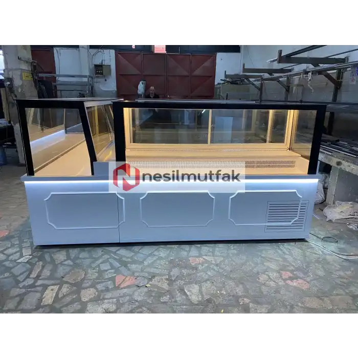 Baklava ve Lokum Tezgahı Beyaz Model