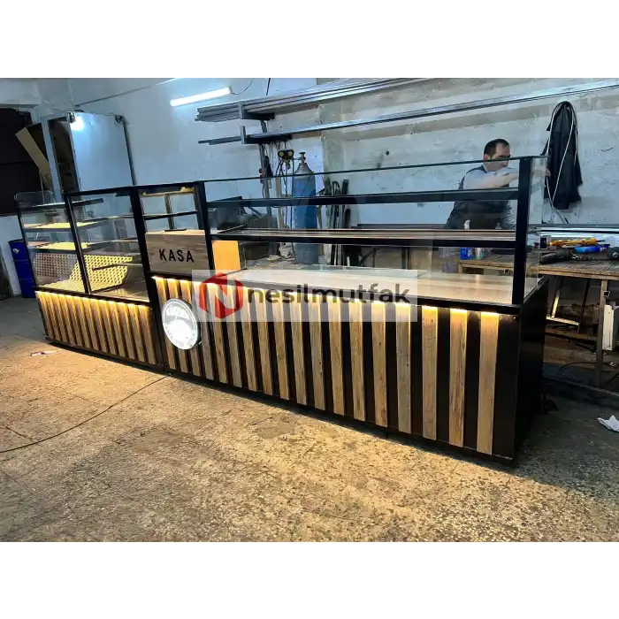 Börek Ekmeklik Tezgahı ve Pasta Tatlı Dolabı