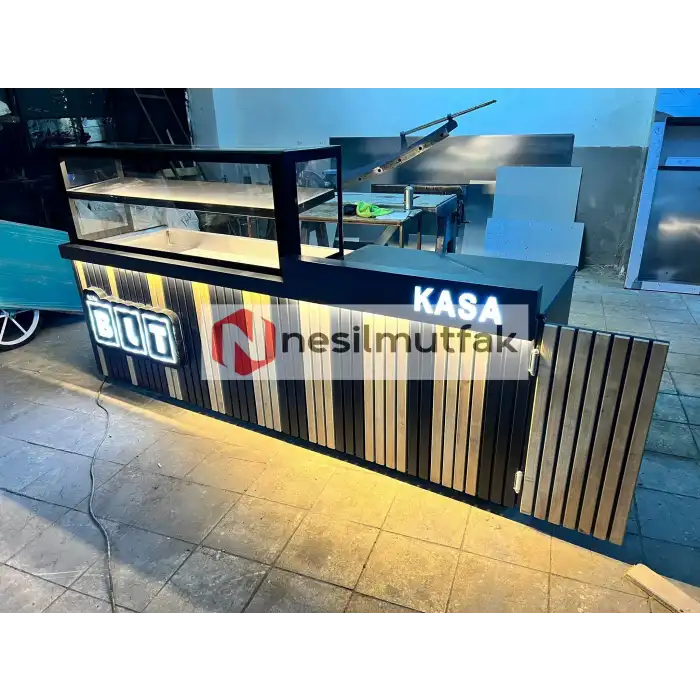 Börek ve Baklava Dolabı