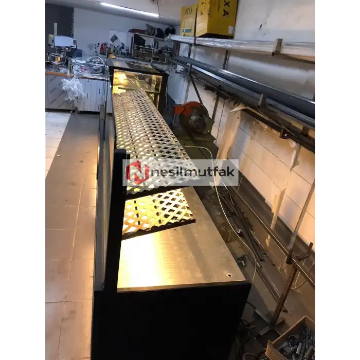 Böreklik Baklava ve Ekmeklik Tezgahı Ahşap Model