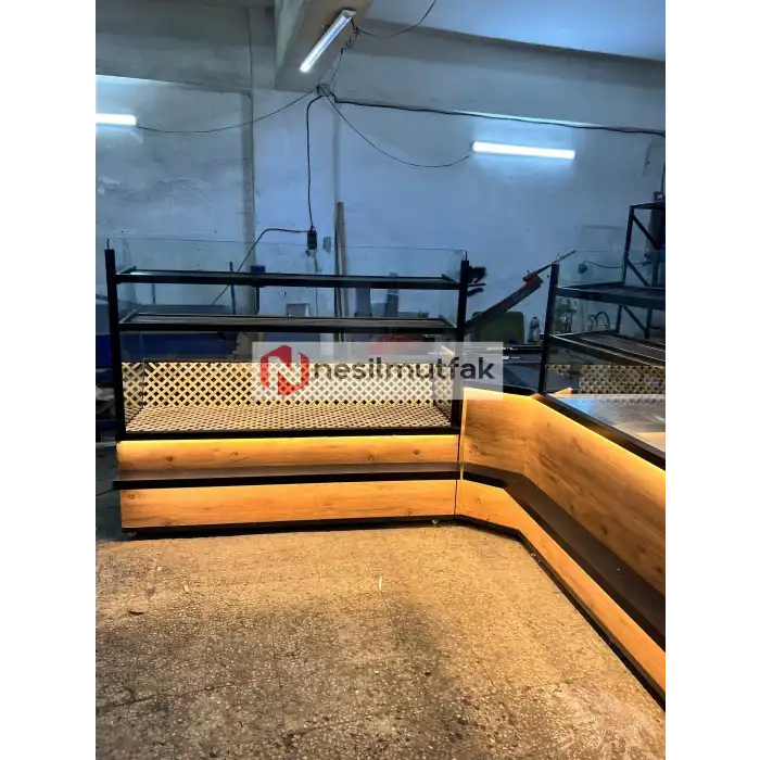 Böreklik ve Ekmek Tezgahı Ahşap Dekorlu