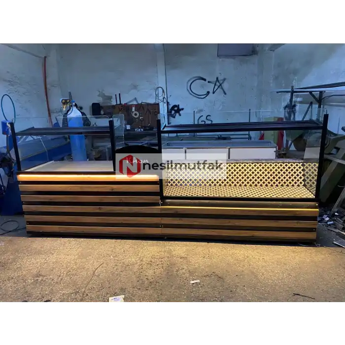 Böreklik ve Ekmeklik Tezgahı Ahşap Dekorlu