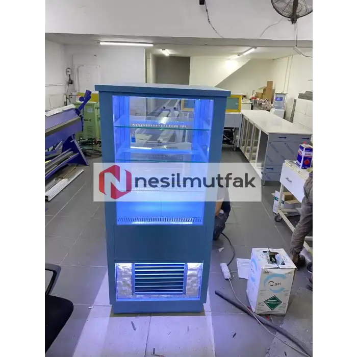 Dik Pasta Dolabı Ön Taş Dekorlu