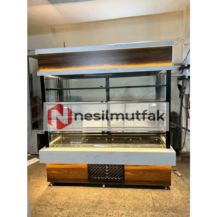 Dik Pasta Tatlı Teşhir Dolabı