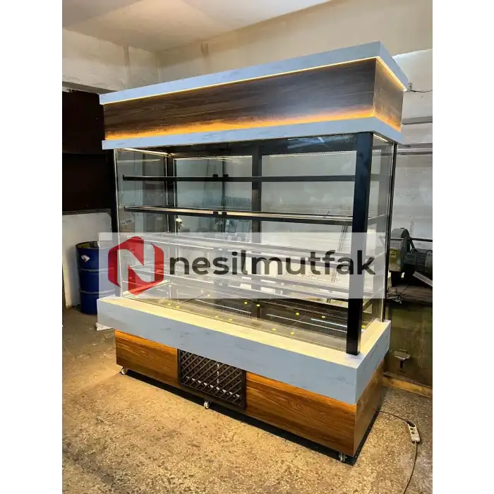 Dik Pasta Tatlı Teşhir Dolabı