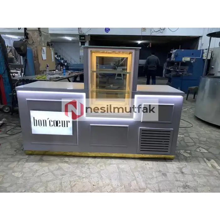 Pasta Dolabı Beyaz Ahşap Model