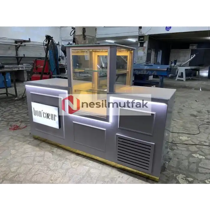 Pasta Dolabı Beyaz Ahşap Model