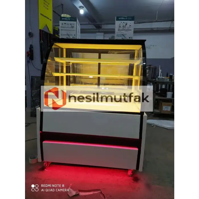 Pasta Dolabı Bombe Camlı