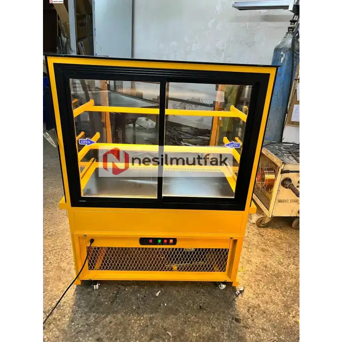 Pasta Dolabı Sarı Dekor Bombeli