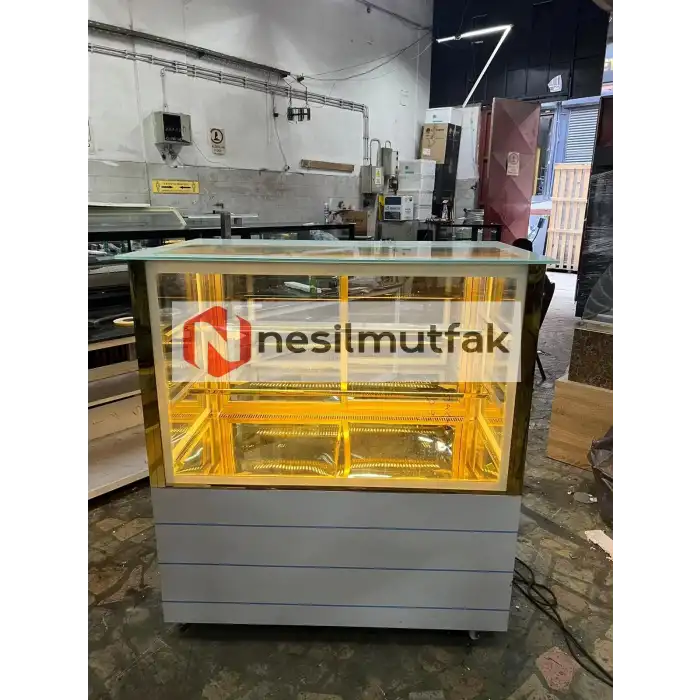 Pasta Tatlı Teşhir Dolabı Gold Model