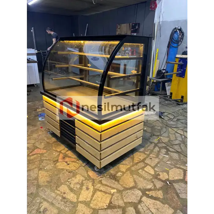 Pasta Teşhir Dolabı Ahşap Dekorlu