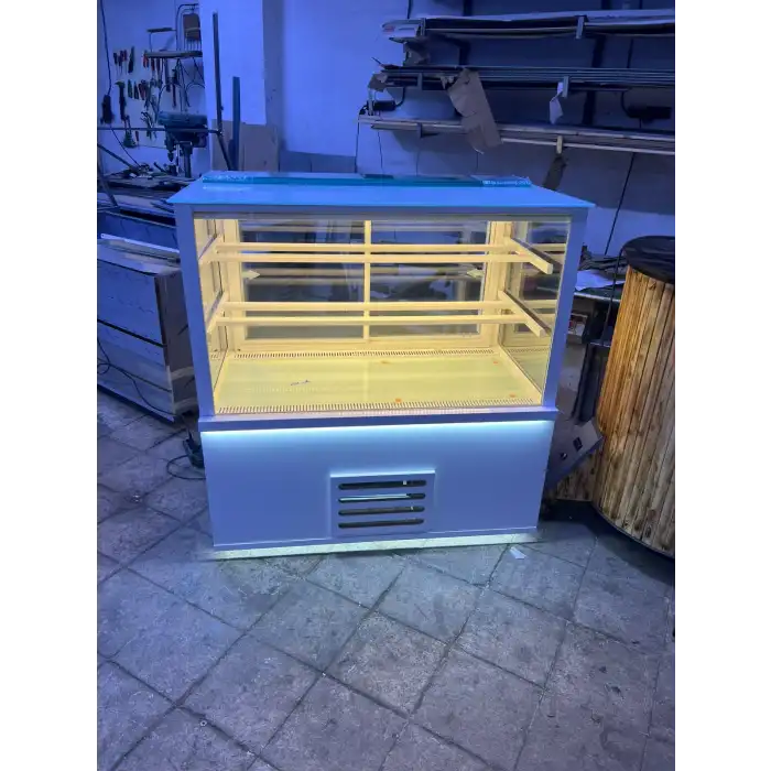 Pasta Tatlı Dolabı