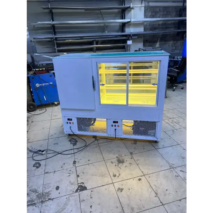 Pasta Tatlı Dolabı Meşrubat dolabı