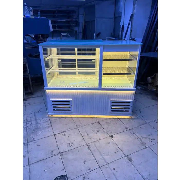 Pasta Tatlı Dolabı Meşrubat dolabı