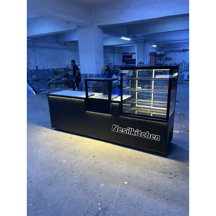 PASTA TATLI DOLABI VE BANKO