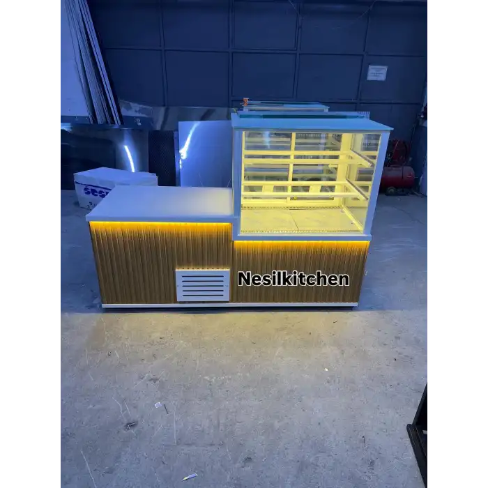 PASTA TATLI DOLABI VE BANKO