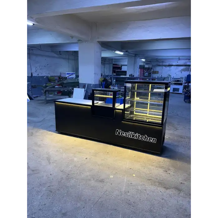 PASTA TATLI DOLABI VE BANKO