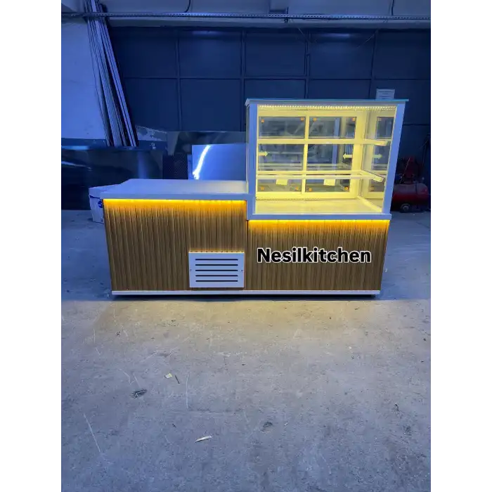 PASTA TATLI DOLABI VE BANKO