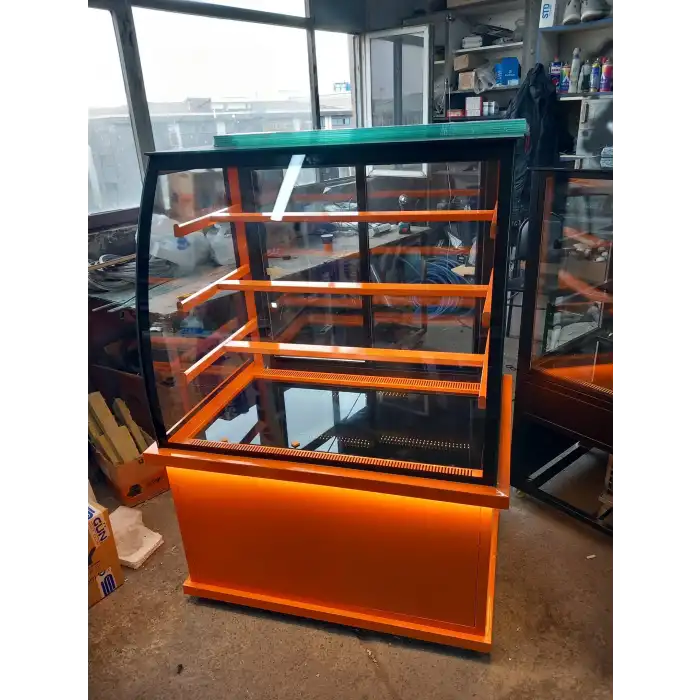 PASTA VE TATLI DOLABI