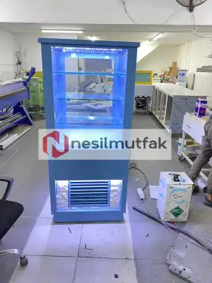 Dik Pasta Dolabı Ön Taş Dekorlu