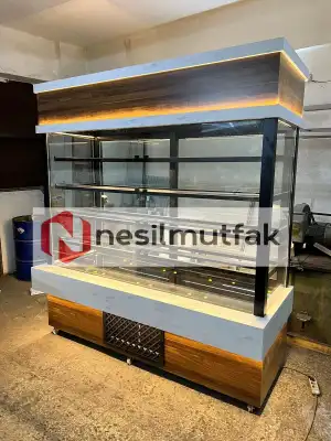 Dik Pasta Tatlı Teşhir Dolabı