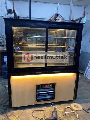 Pasta Dolabı Ahşap Dekorlu