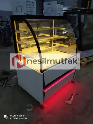 Pasta Dolabı Bombe Camlı