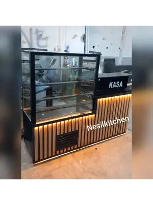 Pasta Tatlı ve Kasa Dolabı