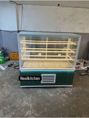 Pasta Tatlı Dolabı