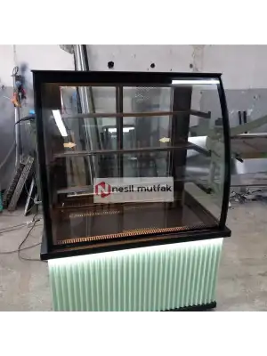 Pasta Teşhir Dolabı