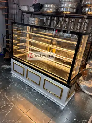Pasta Dolabı Beyaz Model