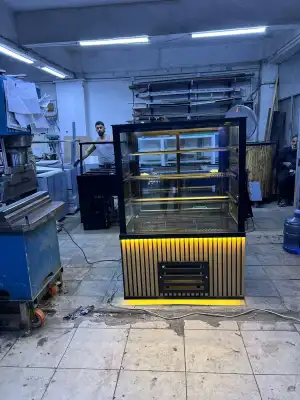 Pasta Tatlı Dolabı