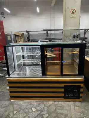 Pasta ve Kebap Dolabı